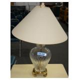 2 MISMATCHED TABLE LAMPS 2 MISMATCHED TABLE LAMPS