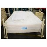 HEARTLINE BROTHERS BEDDING - QUEEN SIZE HEARTLINE BROTHERS BEDDING - QUEEN SIZE