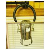 BATTERY OPERATED CONGER LANTERN CO. RAIL