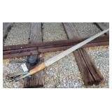 ATLAS RAIL JACK AND OIL LAMP