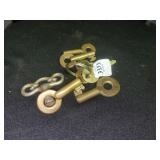 COLLECTION OF ANTIQUE PADLOCK KEYS