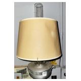 WALL MOUNT OIL LAMP W/GLASS CHIMNEY & SHADE