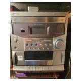 EMERSON COMPACT STEREO WITH REMOTE -