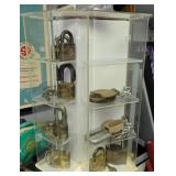 PLEXIGLASS DISPLAY WITH 9 PADLOCKS - 3 WITH KEYS