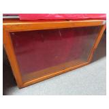 TABLE TOP DISPLAY CASE WITH GLASS TOP