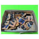 GROUPING: TOY SOLDIERS