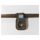 ANTIQUE HARNESS HOOK UP