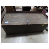 ARMY WOOD BOX WITH M15 GRENADE LAUNCHER SITES IN