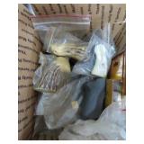 GROUPING: PISTOL GRIPS - 18 PAIR