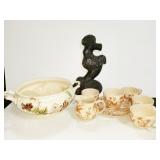 GROUPING: CUPS, SAUCERS, ETC.