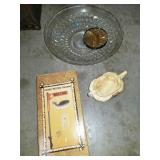 GROUPING: ANTIQUE LAMP BASE, BOWL, WELCOME CHIME,