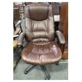 LEAHTER LOOK OFFICE CHAIR