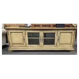 CINDY CRAWFORD HOME MULTI-MEDIA STAND -