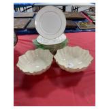 12 LENOX "HANNAH" DESERT PLATES AND 2 LENOX BOWLS