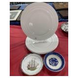 4 CHURCHILL FINE BONE CHINA PLATES AND 2 ODD