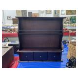 MINIATURES COLLECTORS CABINET W/2 SHELVES AND