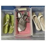 5 PAIR OF LADIES SHOES: EDDIE BAUER, ANN TAYLOR,.