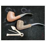 2 SMOKING PIPES