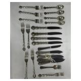 16 PCS OF REED & BARTON STERLING SILVER FLATWARE -