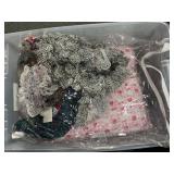 SCARVES, QUILT AND PILLOW SET