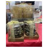 7 PINE CONE CANDLES AND 2 BATTERY CANDLES