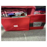 STACKABLE NESTING CHRISTMAS BOXES & ORNAMENT