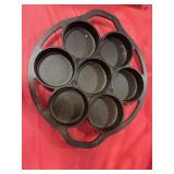 CRACKER BARREL CAST IRON MUFFIN PAN