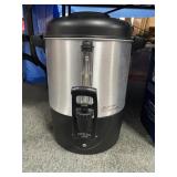 HAMILTONN BEACH COFFEE URN - 40 CUP