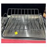 ALL CLAD COOKWARE - 6 PIECES.