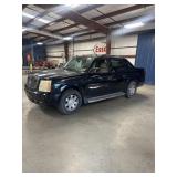 2004 Cadillac ESCALADE EXT