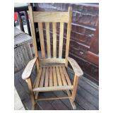2 ROCKING CHAIRS AND 4 SIDE CHAIRS - NEED WORK
