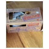 WHIRLEY POP HAND CRANK POPPING MACHINE