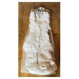 BRIDALLURE WEDDING DRESS - NO SIZE TAG - LOOKS