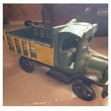 CAST IRON FARM TRUCK