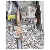 LOG SPLITTER - BRIGGS AND STRATON 3.5HP MOTOR