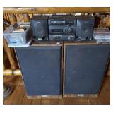 SONY BOOM BOX STEREO CFS-1055 AND PAIR OF HOME