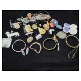 ASSORTED COSTUME JEWLERY