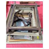 ASSORTED METAL AND WOOD PICTURE FRAMES