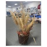 DRY FLOWER ARRANGEMENT