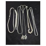 ASSORTED STERLING SILVER JEWLERY