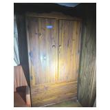 CEDAR WARDROBE