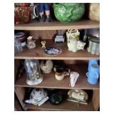 SHELF W/CONTENTS: KNICKNACKS, FIRE KING