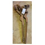 2 BOOMERS/CHAIN DOGS