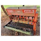 BEFCO GREEN-RITE SEEDER - 5 FT.
