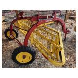 NEW HOLLAND 256 ROLABAR RAKE - LIKE NEW