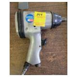 CAMPBELL HAUSFELD AIR IMPACT WRENCH