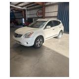 2013 Nissan ROGUE SV