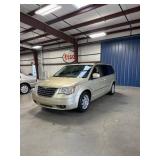 2010 Chrysler TOWN & COUNTRY TOURING