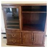 WALNUT FINISH ENTERTAINMENT CABINET