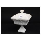 WESTMORELAND BEADED GRAPE COVEED COMPOTE WESTMORELAND BEADED GRAPE COVEED COMPOTE